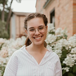 Amanda Spencer Headshot